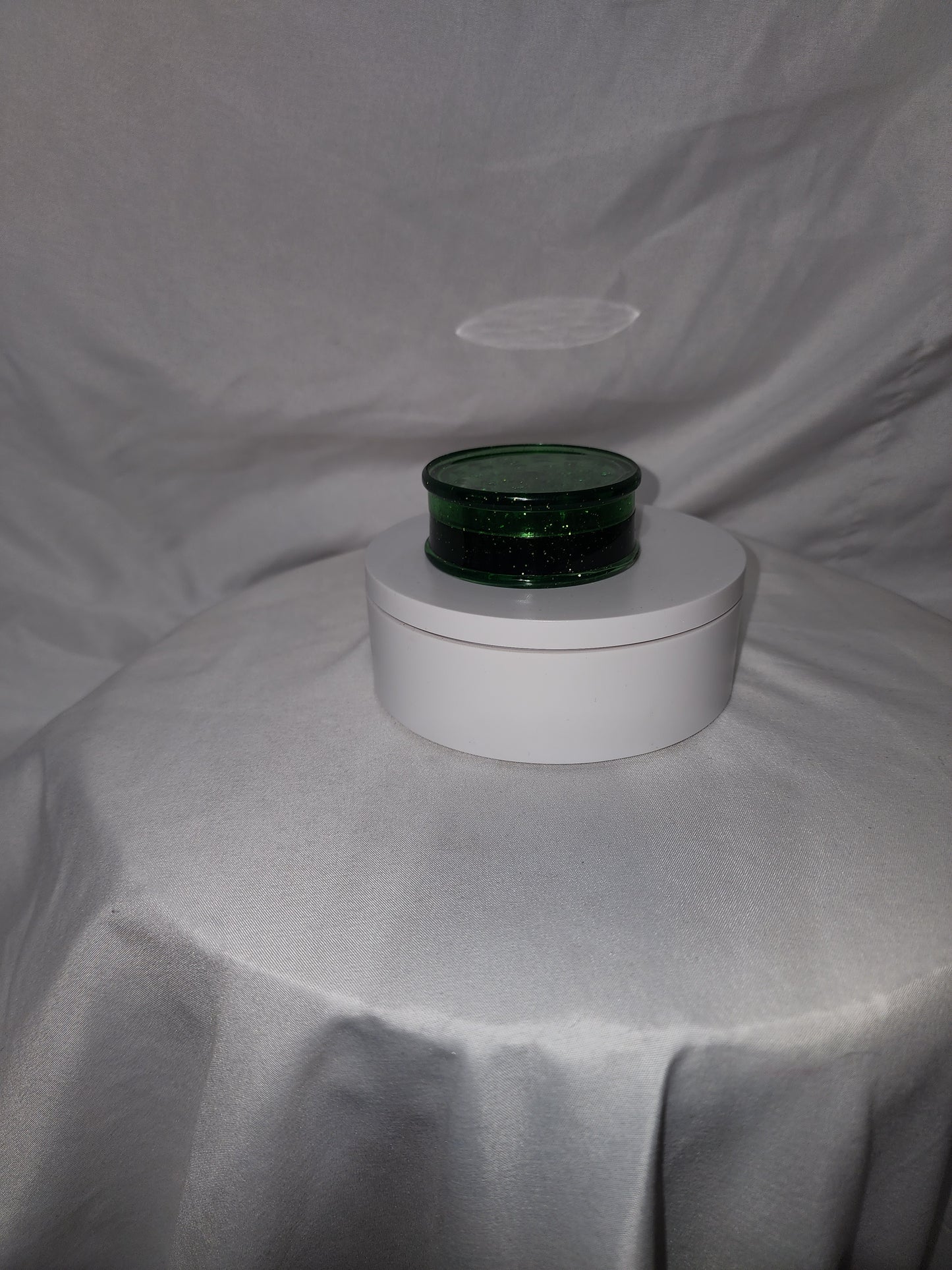 Herb grinder